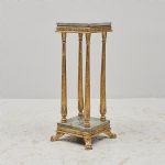 1526 4253 Piedestal